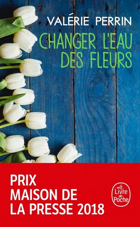 Changer l´eau des fleurs